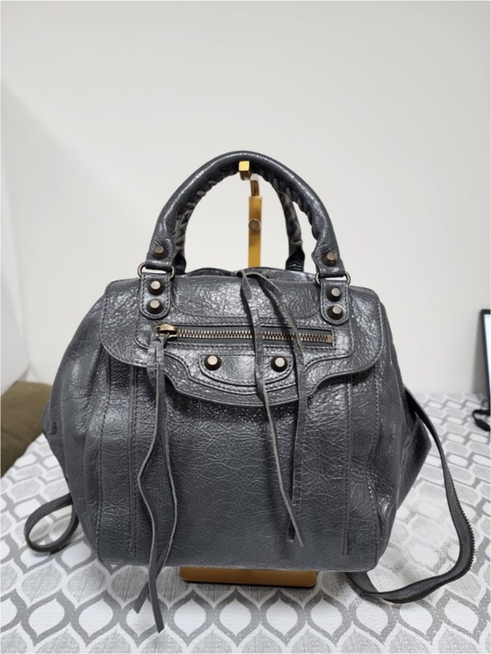Authentic BALENCIAGA Agneau Classic Hardware Zip Traveler Backpack Grey main image 9